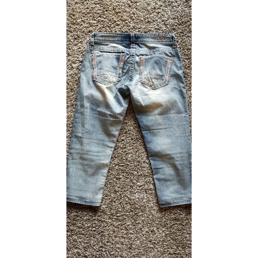Buckle Daytrip capris size 27